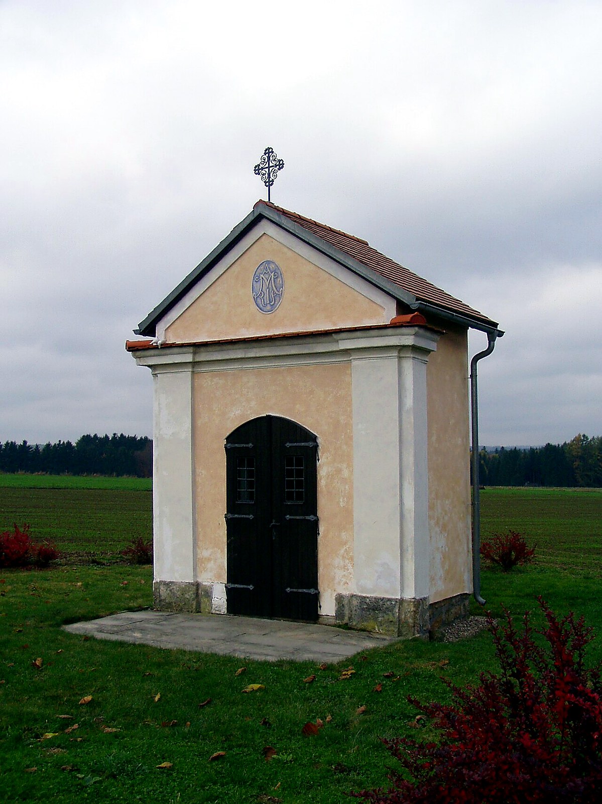 
<span>kaple Panny Marie (Bezděkov nad Metují)</span>
