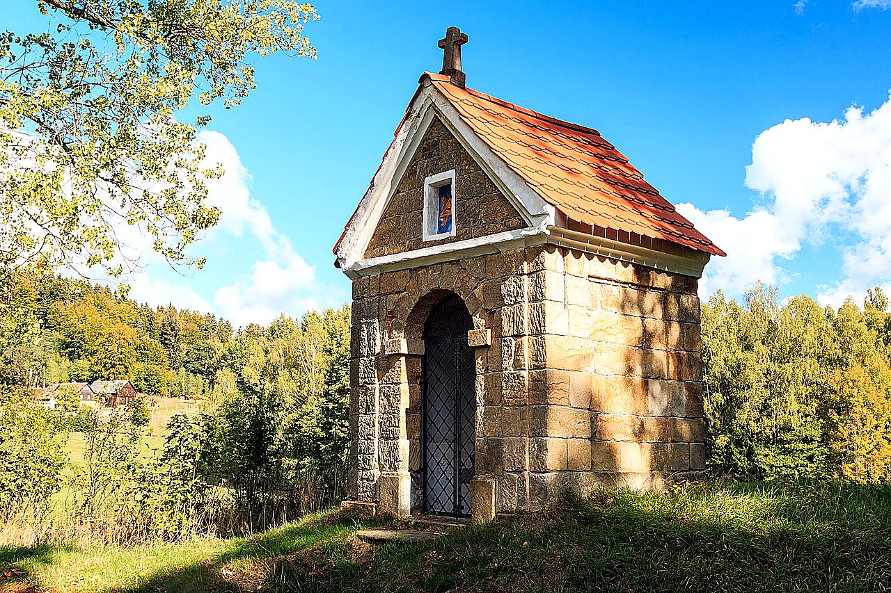 kaple nad Mařenicemi