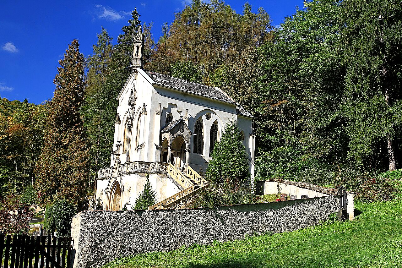 
<span>kaple svatého Maxmiliána</span>
