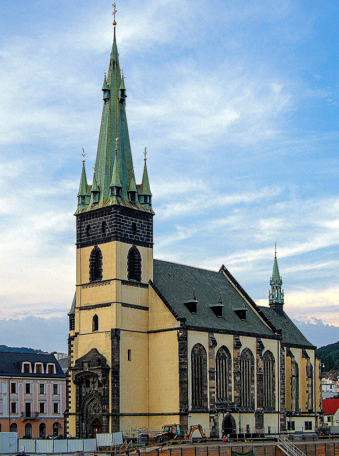 
<span>kostel Nanebevzetí Panny Marie v Ústí nad Labem</span>

