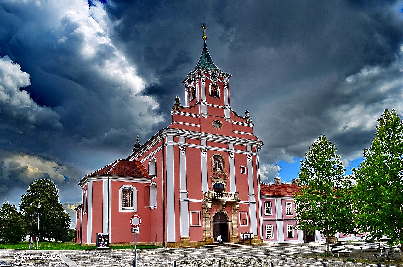 
<span>kostel Narození Panny Marie ve Štípě</span>

