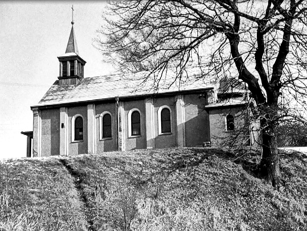 
<span>kostel Nejsvětější Trojice (Vintířov)</span>
