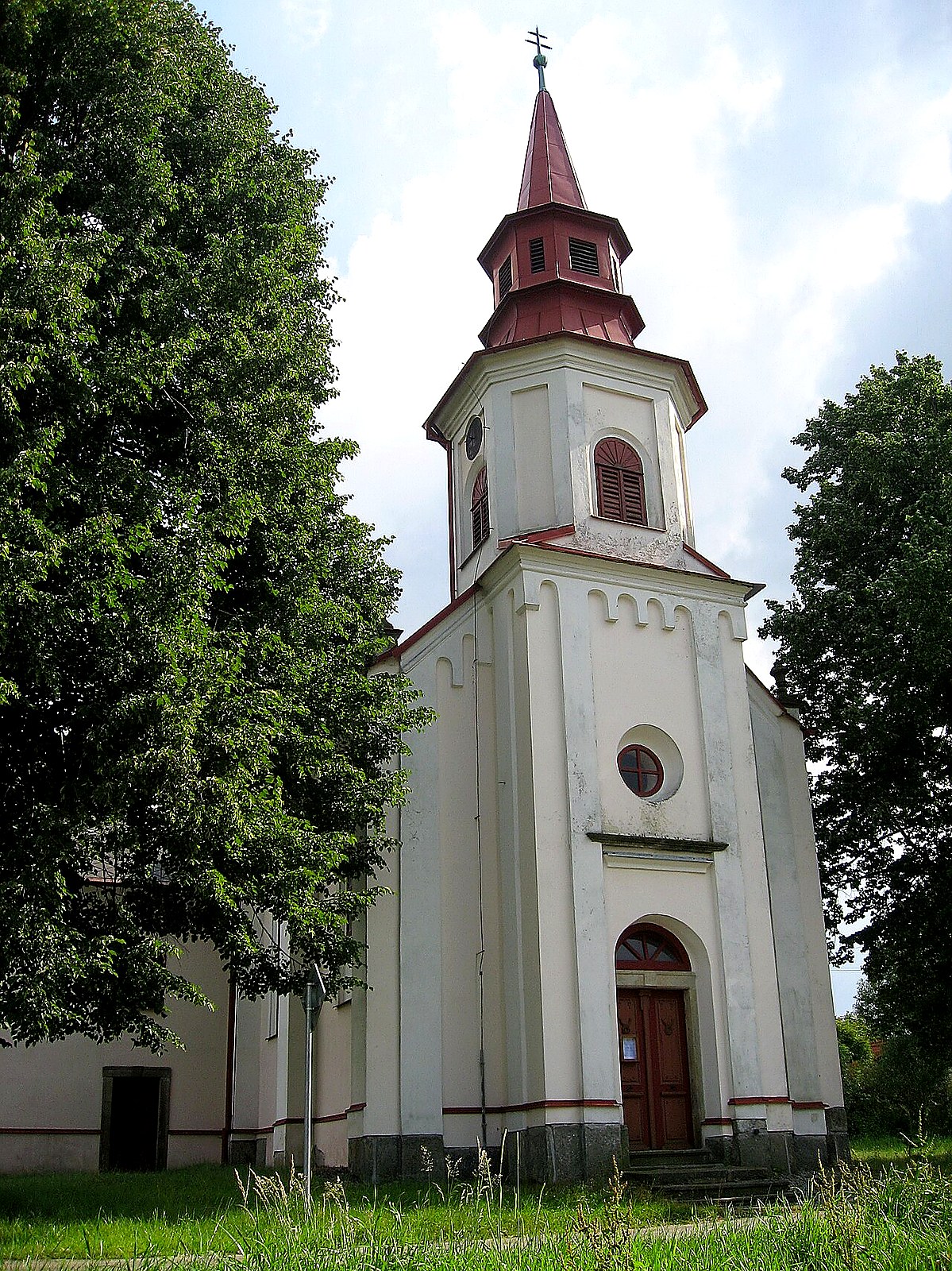 
<span>kostel Povýšení svatého Kříže (Petrovice)</span>
