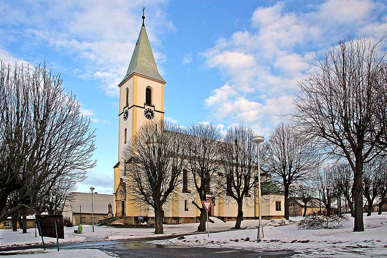 
<span>kostel Svatého Jakuba Staršího (Stračov)</span>
