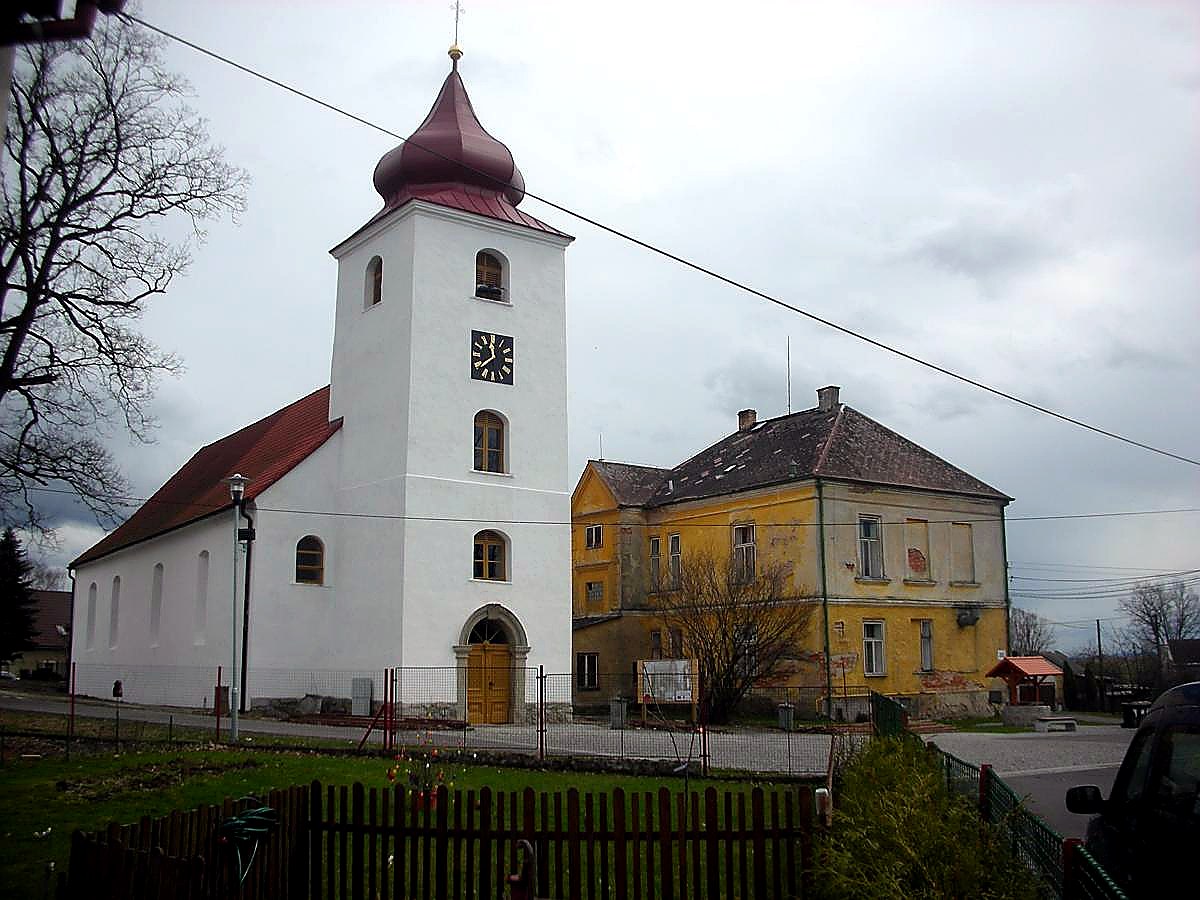 
<span>kostel svaté Kateřiny (Křižovatka)</span>
