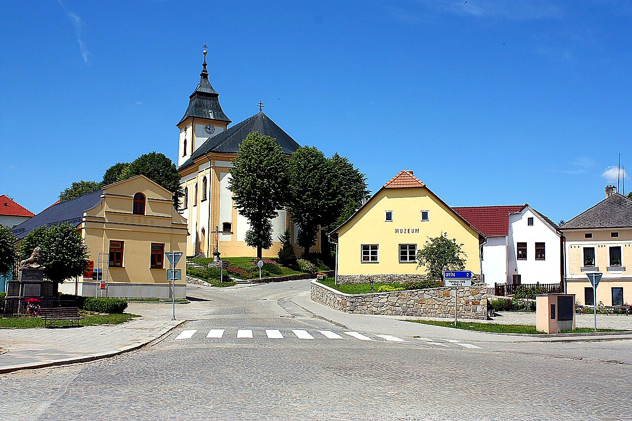 
<span>kostel svatého Bartoloměje (Luka nad Jihlavou)</span>
