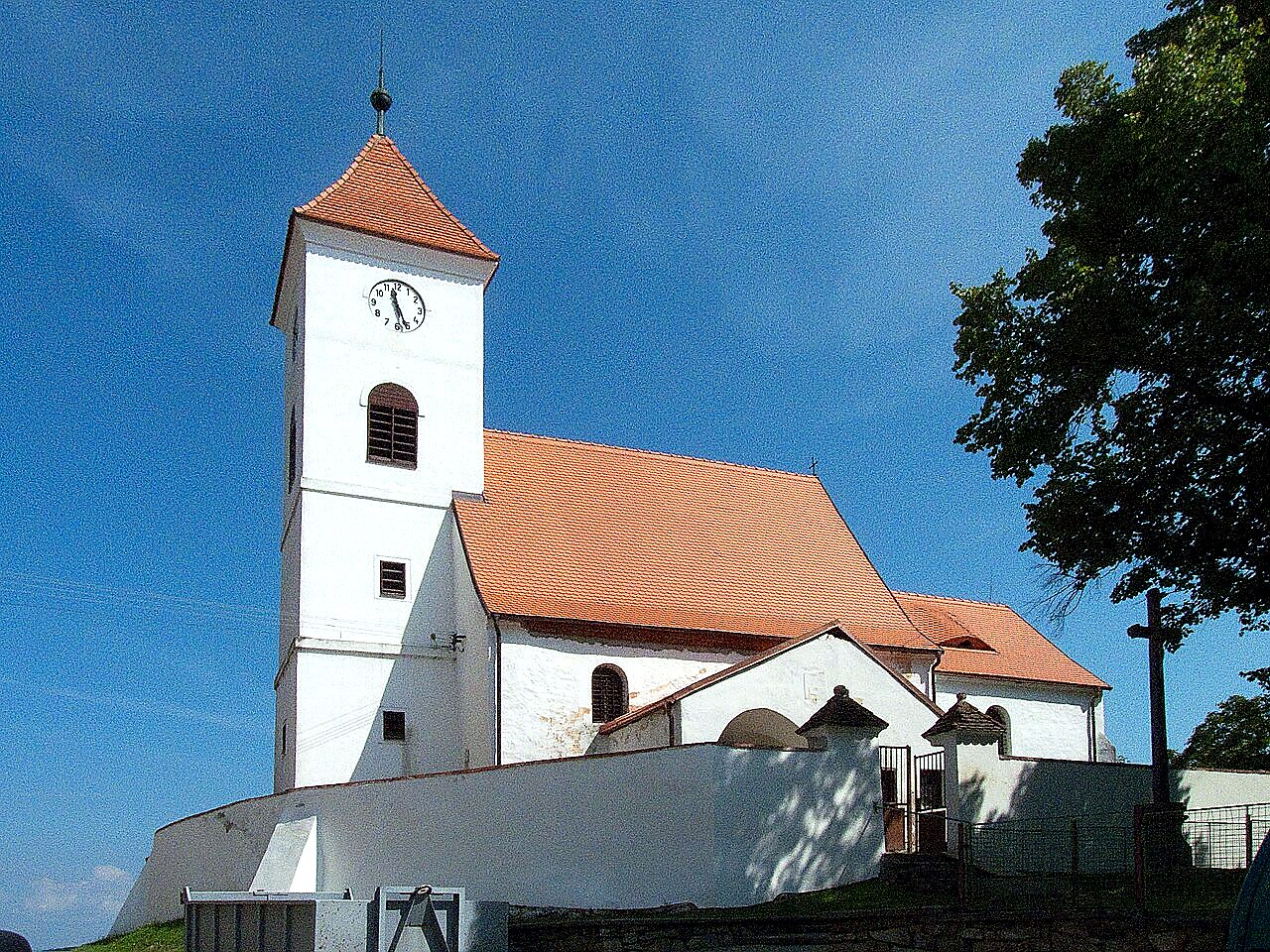 
<span>kostel svatého Linharta (Čakov)</span>
