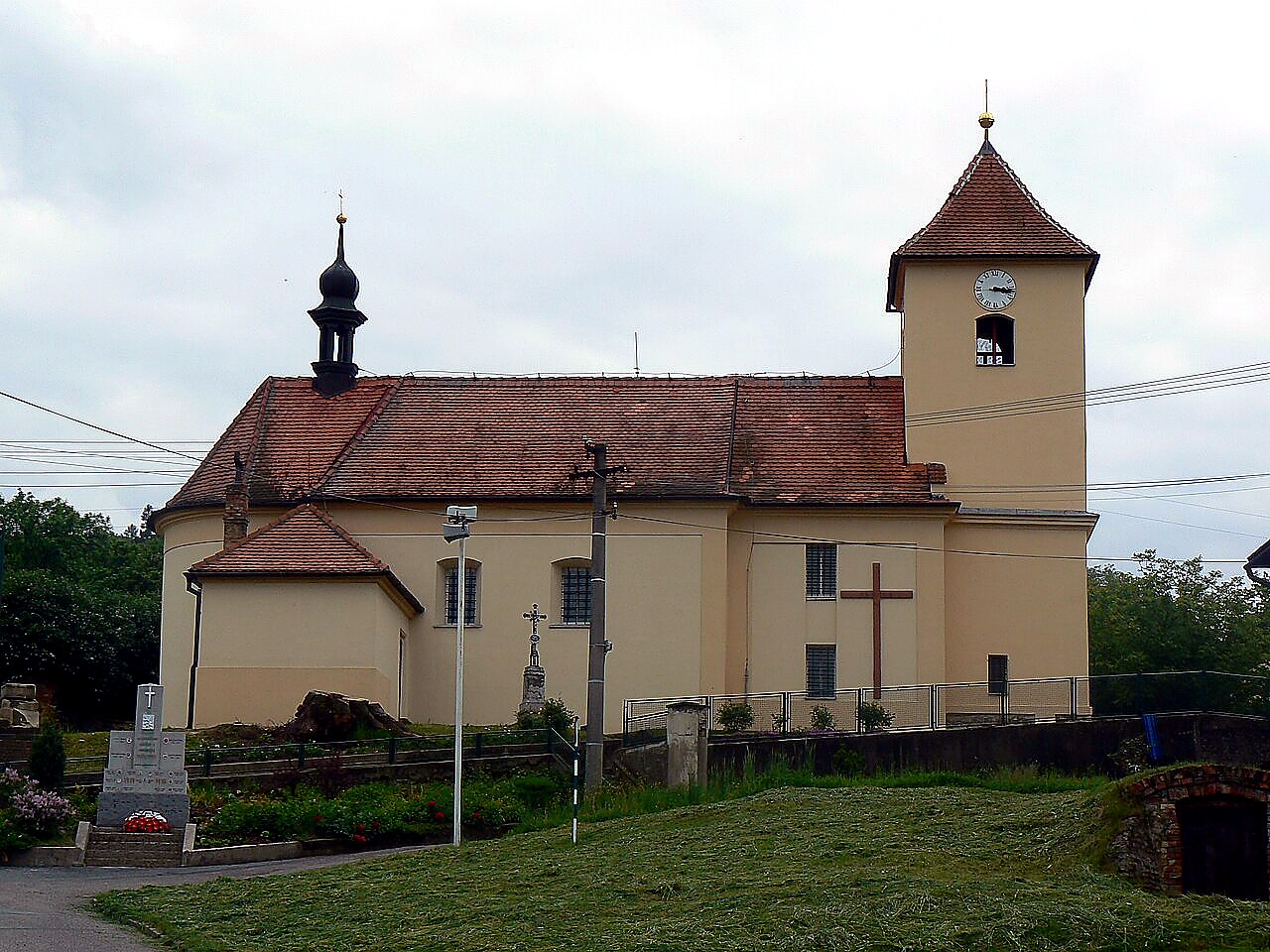 
<span>kostel svatého Mikuláše (Nevojice)</span>
