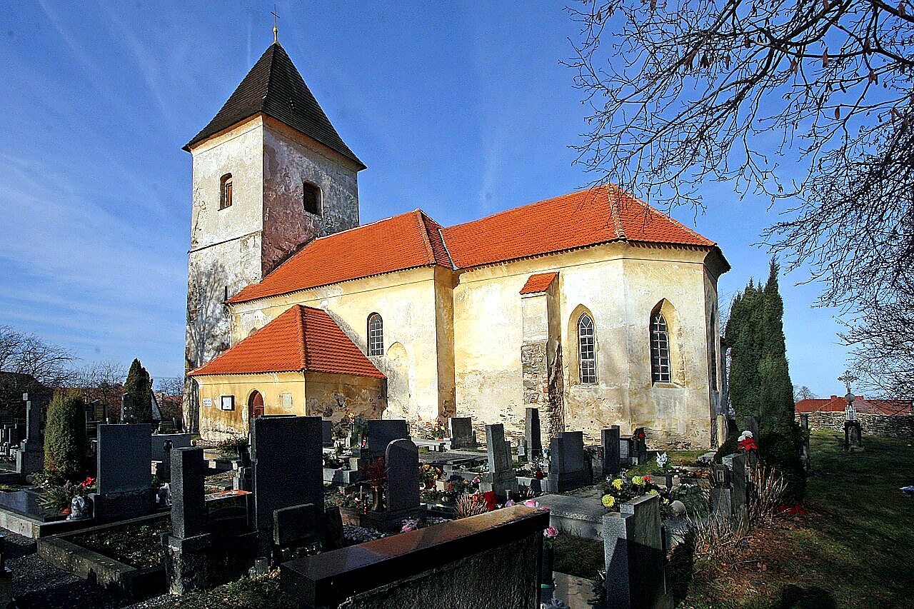 
<span>kostel svatého Václava (Lažany)</span>
