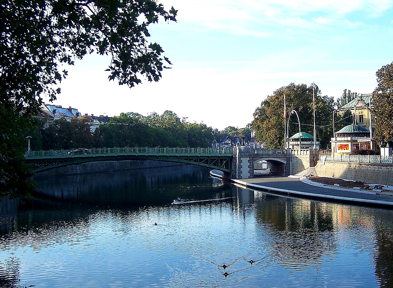 
<span>Pražský most (Hradec Králové)</span>
