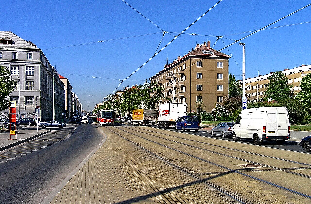 
<span>Sokolovská</span>
