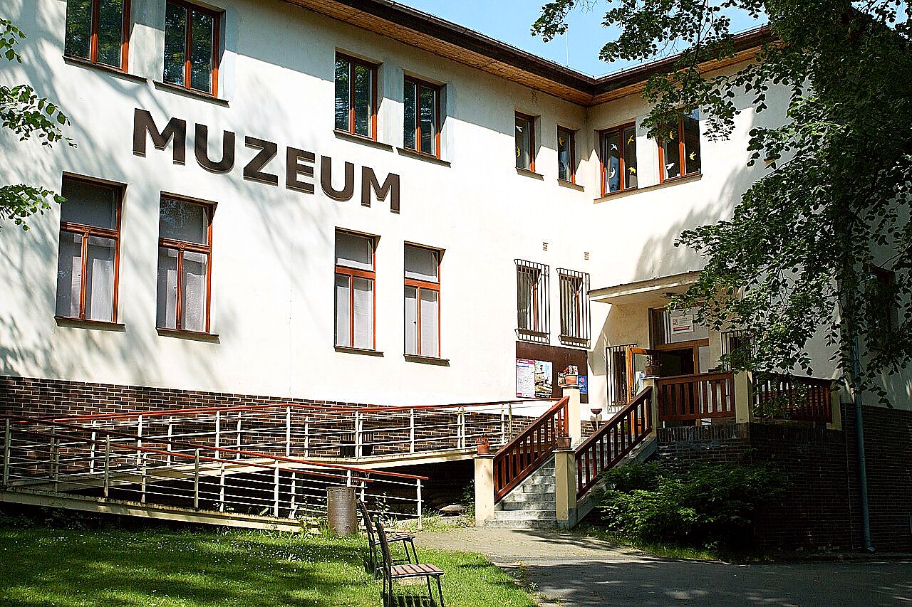 
<span>Sládečkovo vlastivědné muzeum v Kladně</span>
