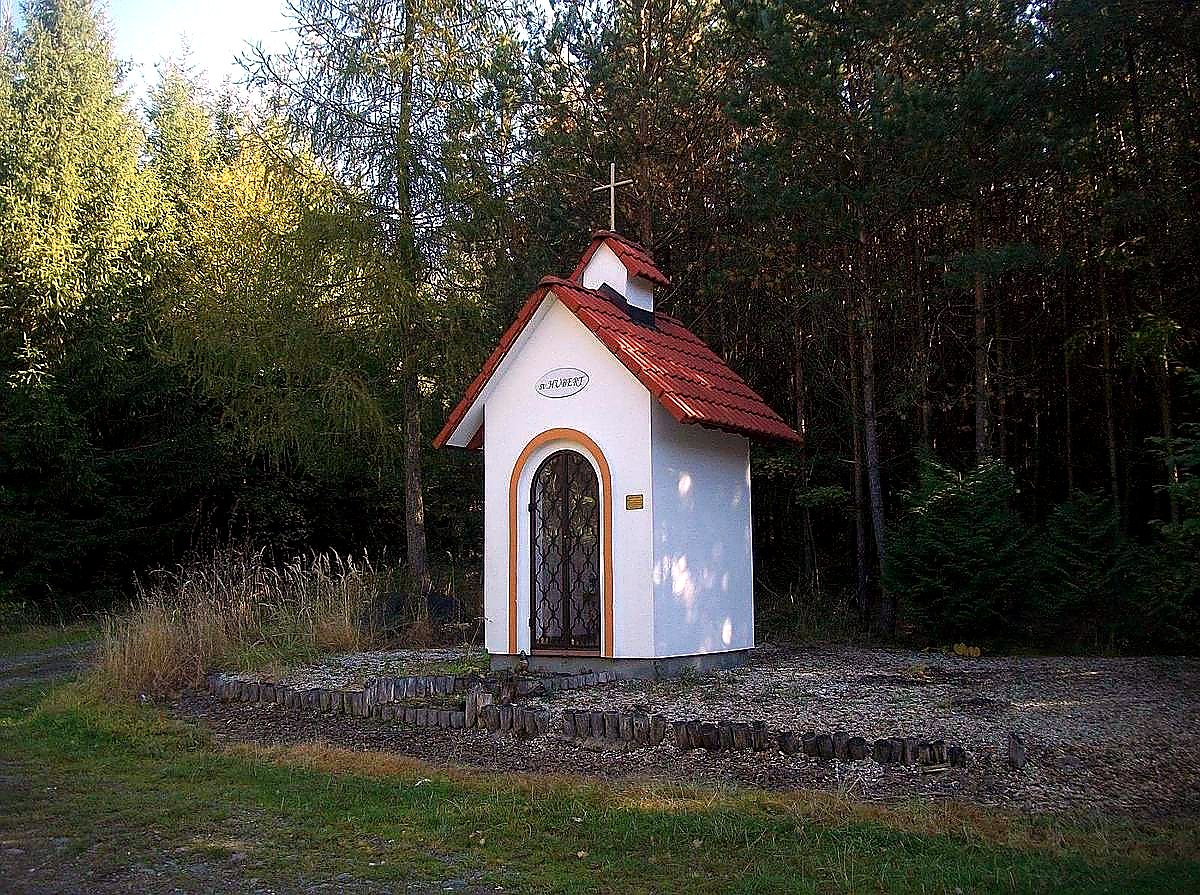 
<span>Kaple východně od Dolců</span>
