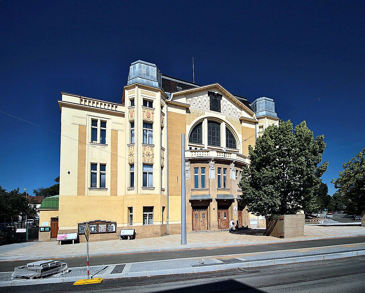 Libeňská sokolovna