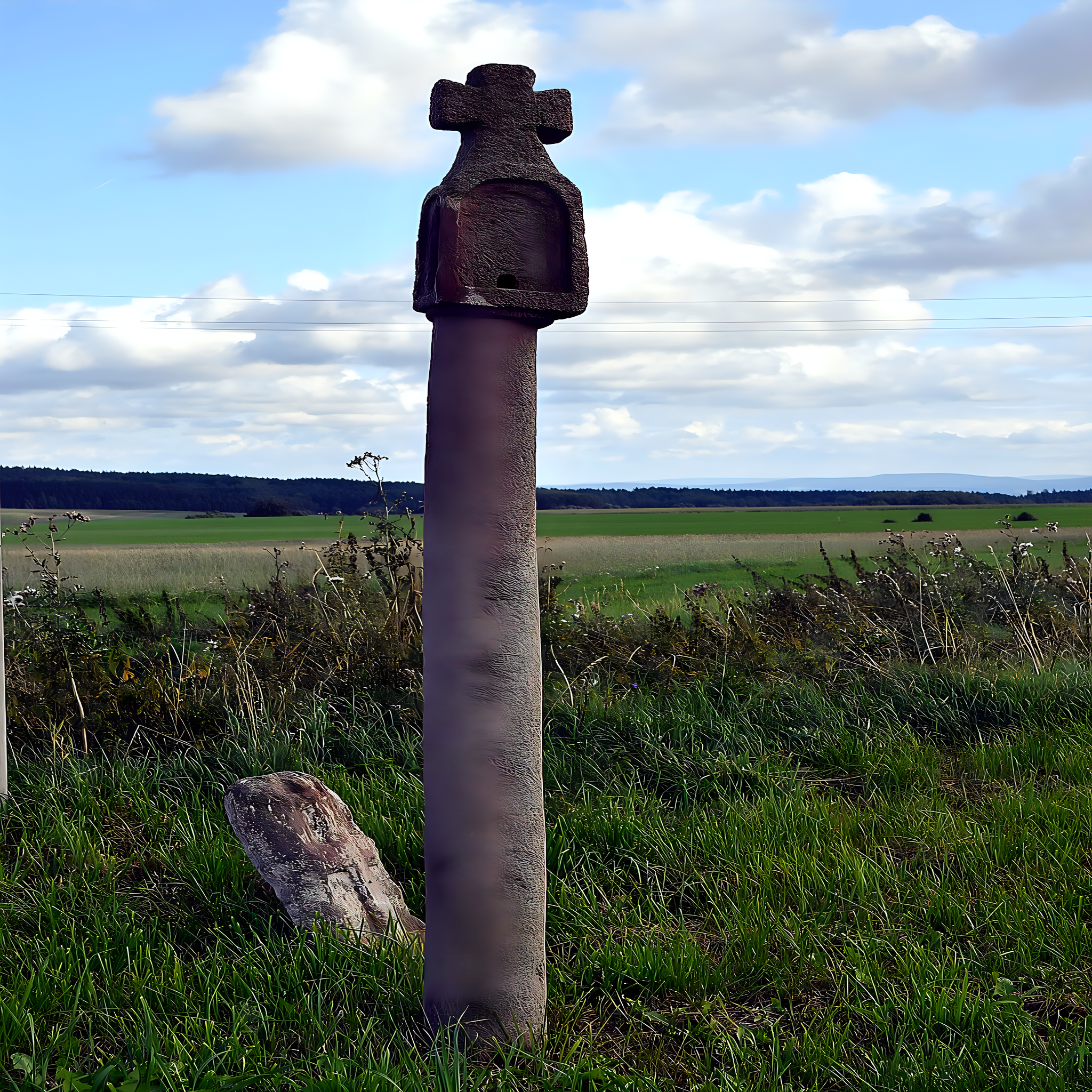 
<span>Boží muka se smírčím křížem</span>
