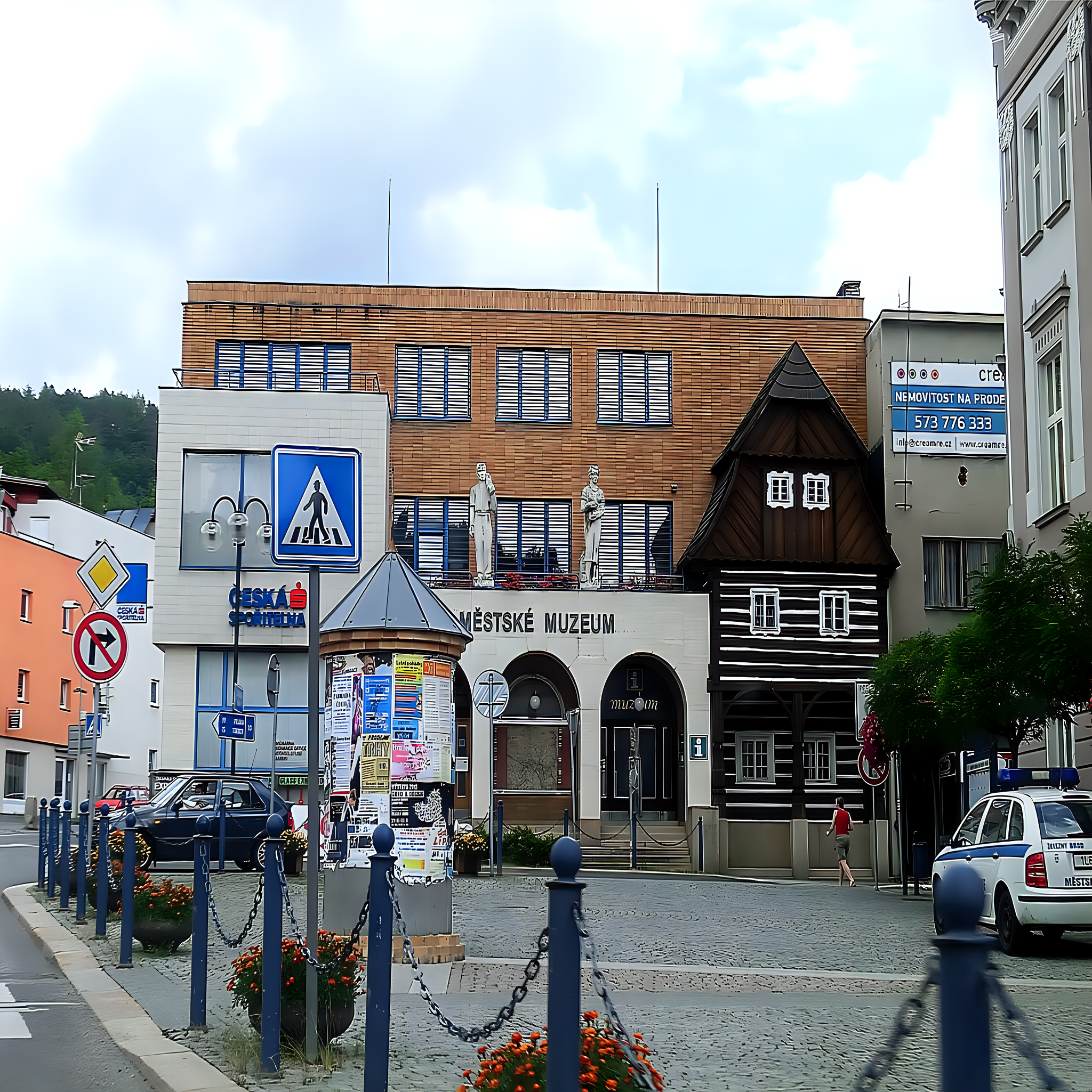 
<span>Budova spořitelny a muzea,  Železný Brod</span>
