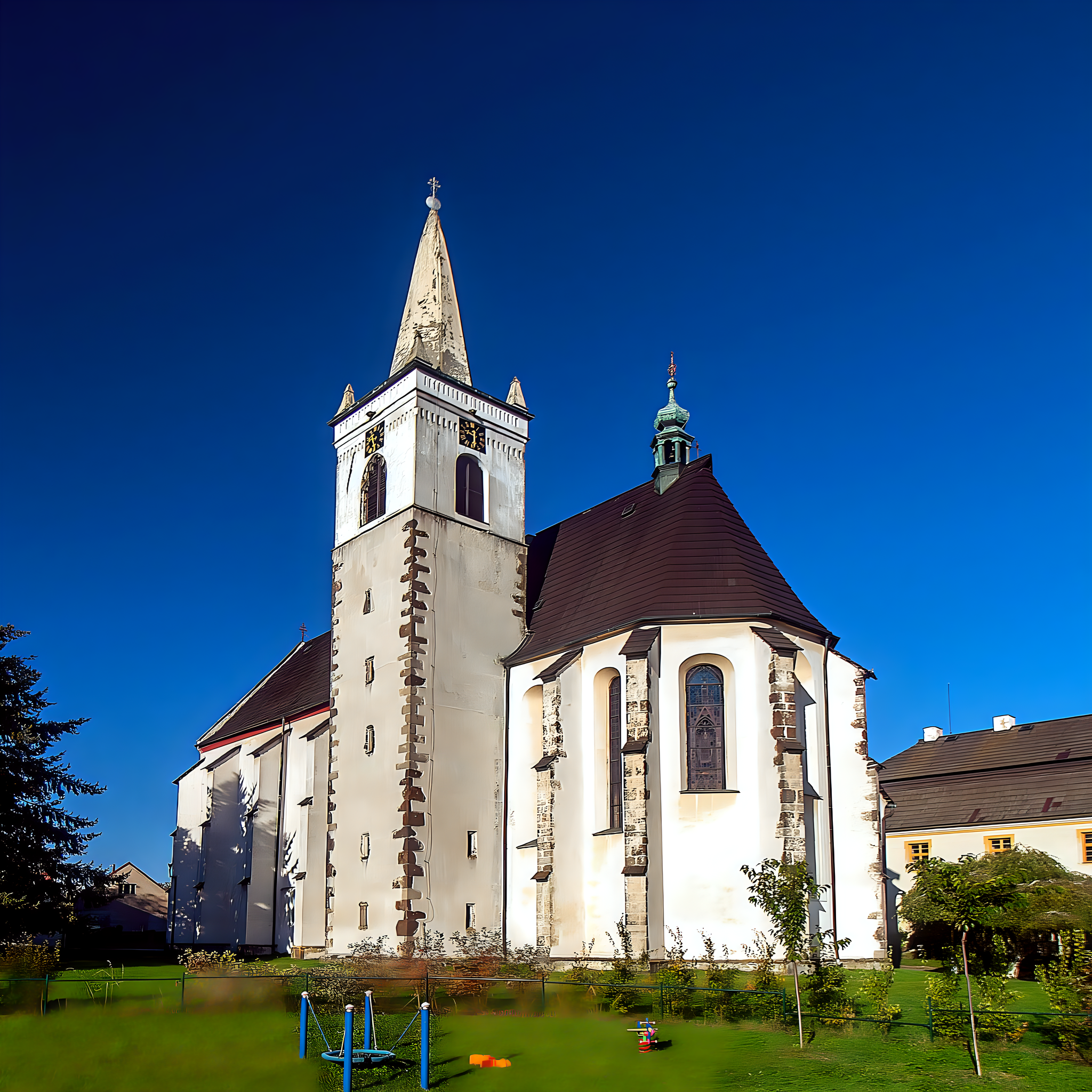 
<span>Kostel Narození Panny Marie v Miličíně</span>
