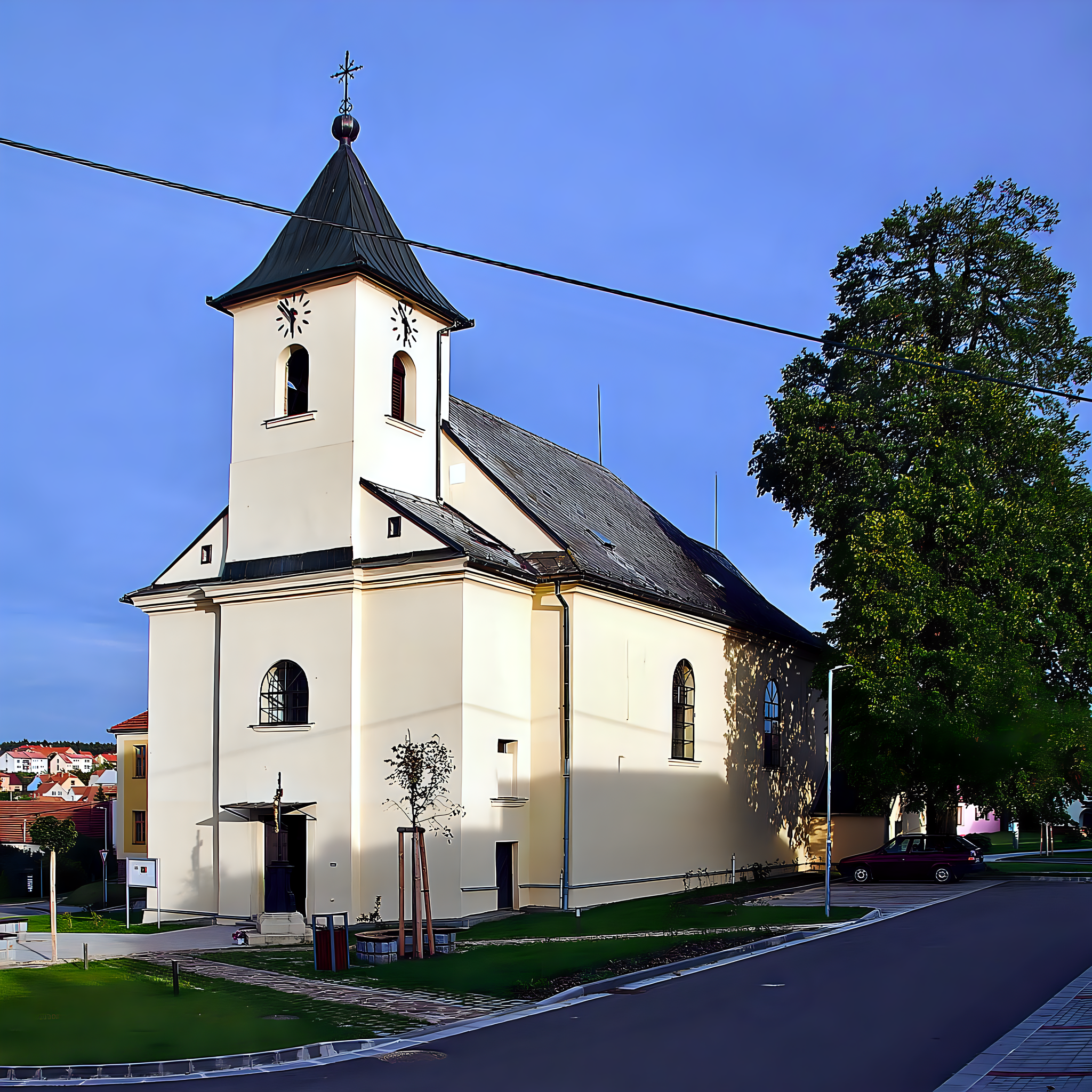 
<span>Kostel Povýšení svatého Kříže (Benešov)</span>
