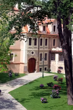 Malý Fürstenberský palác