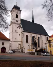 kostel Povýšení svatého Kříže (Doubravník)
