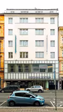 Prague City University
