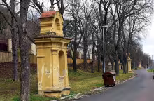 Křížová cesta na Zahražanech