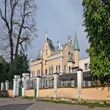 Zámek Hlušice
