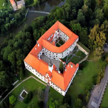 zámek Komorní Hrádek