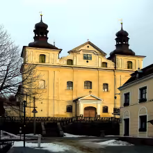 Kostel Nanebevzetí Panny Marie (Zlaté Hory)
