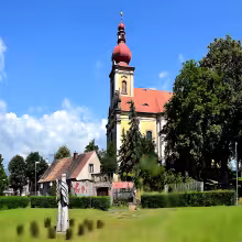Kostel svatého Petra a Pavla (Jeníkov)