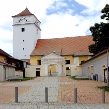 Kostel svatého Václava (Velešín)