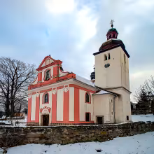 Kostel svatého Václava v Deštné u Dubé