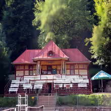 Tenisový pavilón