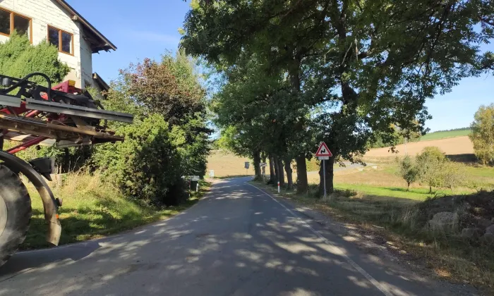 Boží muka severně od Častrova
