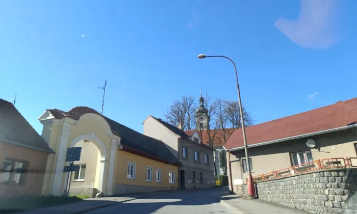 Brána usedlosti čp. 193