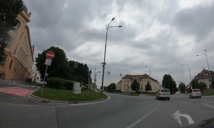 Budova ZŠ Nádražní 5