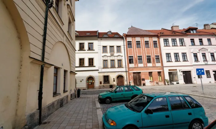Dlouhá 12