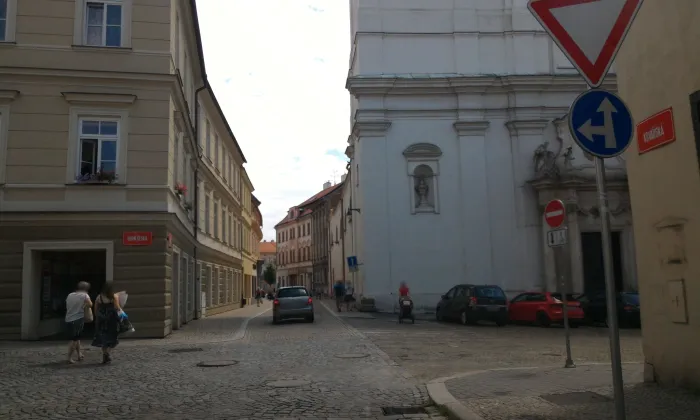 Dolní Česká 6
