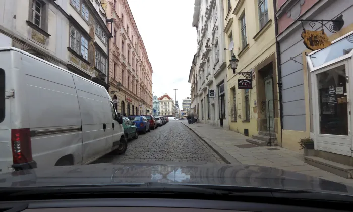 Dřevěná 5