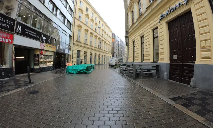 Schrattenbachův palác