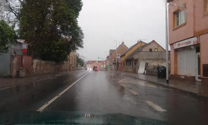Kostel Nejsvětějšího Srdce Ježíšova v Kročehlavech