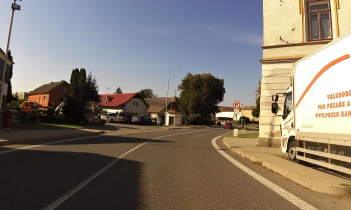 Kostel svatého Petra a Pavla (Bezno)