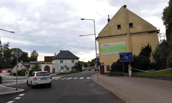 Kostel svatých Petra a Pavla v Mimoni