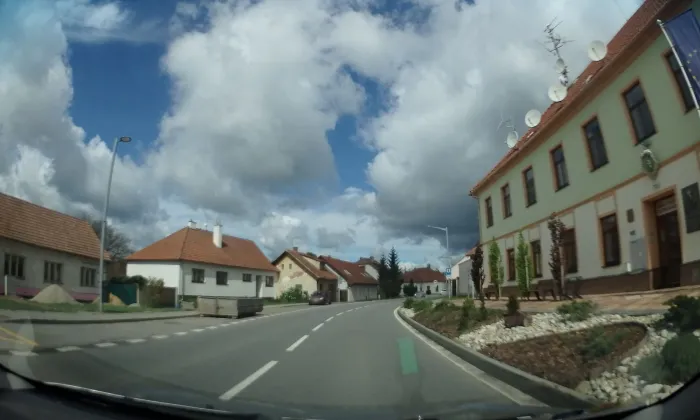 kostel svatého Jana Křtitele a svatého Václava