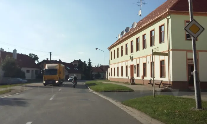 kostel svatého Jana Křtitele a svatého Václava
