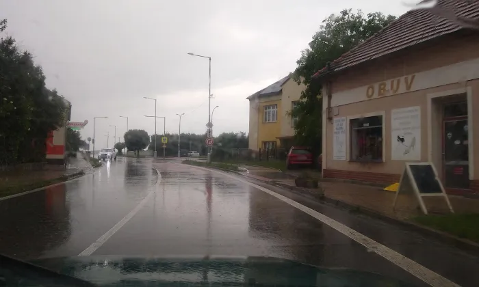 kostel svatých Petra a Pavla (Rohovládova Bělá)