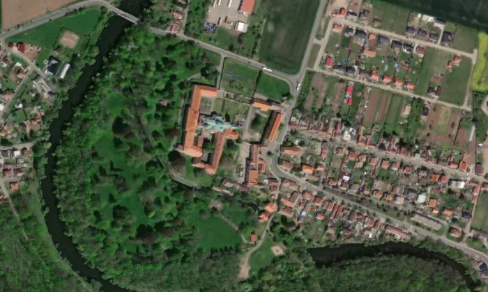 Barokní statek Doksany – letecký pohled