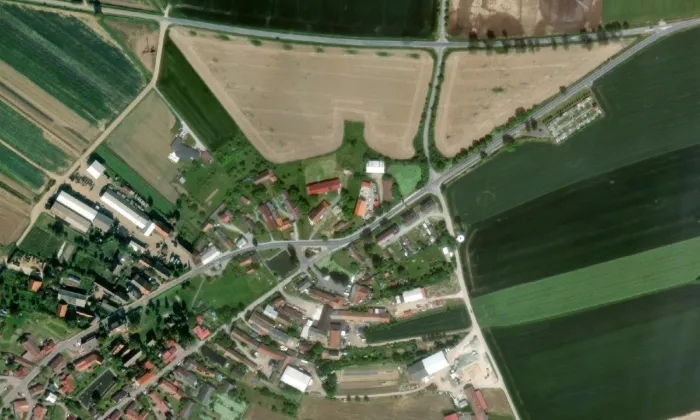 Brána do vsi – letecký pohled