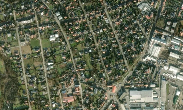 Brána domu čp. 1003 – letecký pohled
