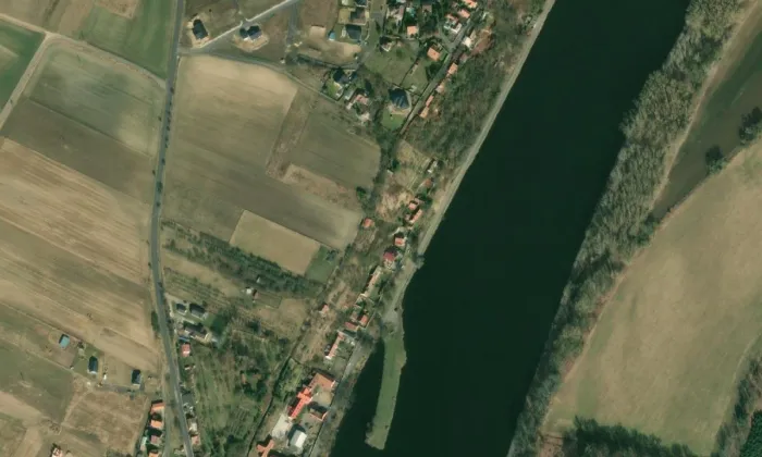 Brána usedlosti čp. 12 – letecký pohled